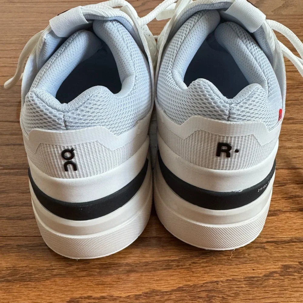 On Running White Sneakers - Picture 5 of 9